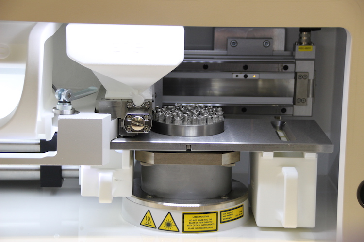 EOS lanceert de compacte M100 3D metaalprinter die veel meer is dan een instapmodel. 